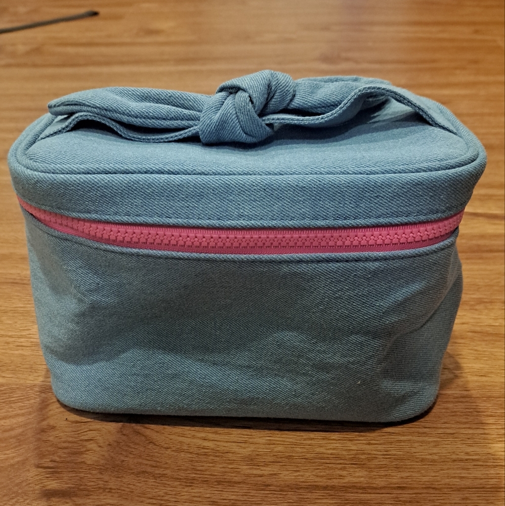 NEW Blue Denim Cosmetic/Toiletry Bag with Pink Zipper